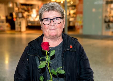 Ulla Näslund finns på